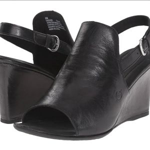 Born Bevi Wedge Sandal Size 8